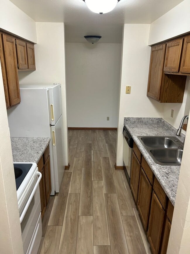 Westbriar Apartments