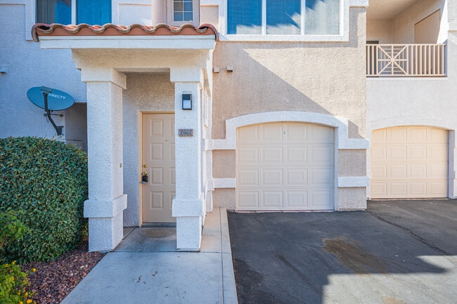 Photo - 8555 W Russell Rd