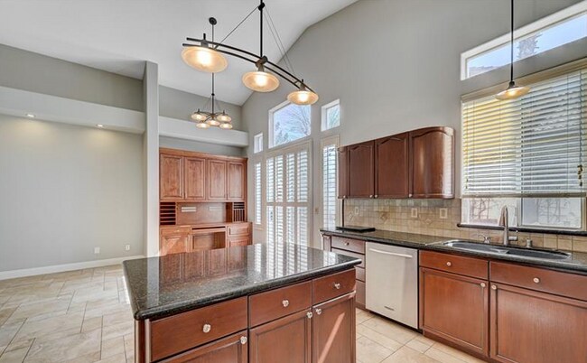 Photo - 8809 Las Olivas Ave