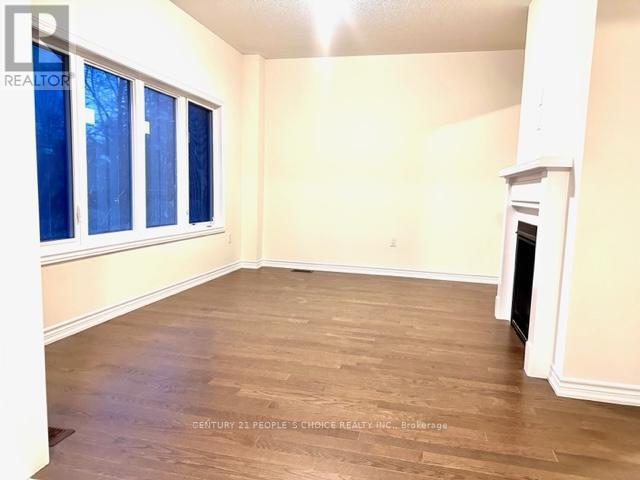 Photo - 303 Fleetwood Dr
