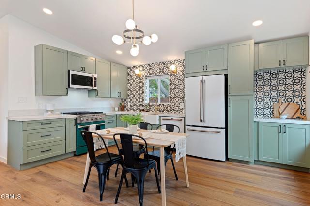 Photo - 114 S Santa Rosa St