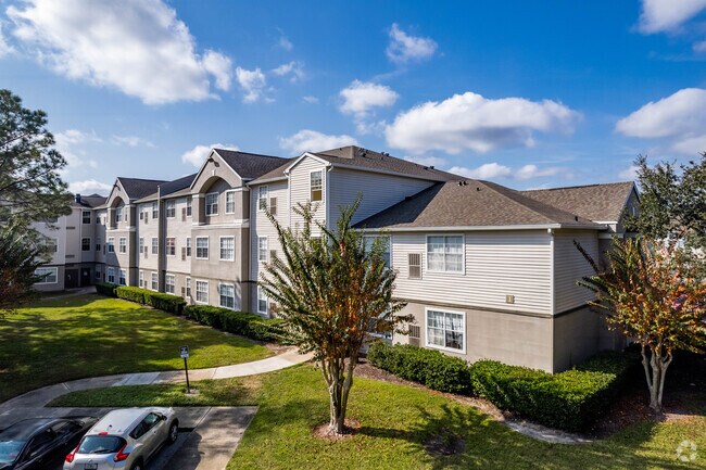 Lexington Club at Hunters Creek - Lexington Club at Hunters Creek