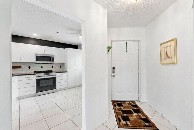 Photo - 5153 Floria Dr