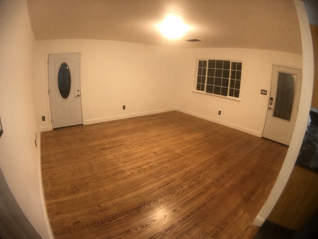 Photo - 1405 Cypress Ln