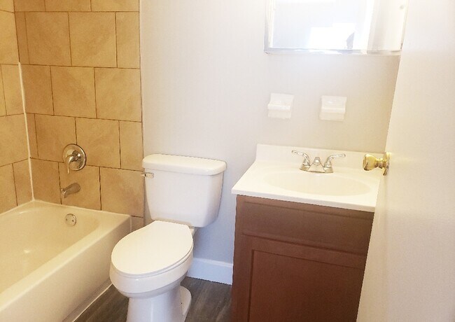 Clifton 3033 - 4 Bath2 - Clifton 3033 Apartments