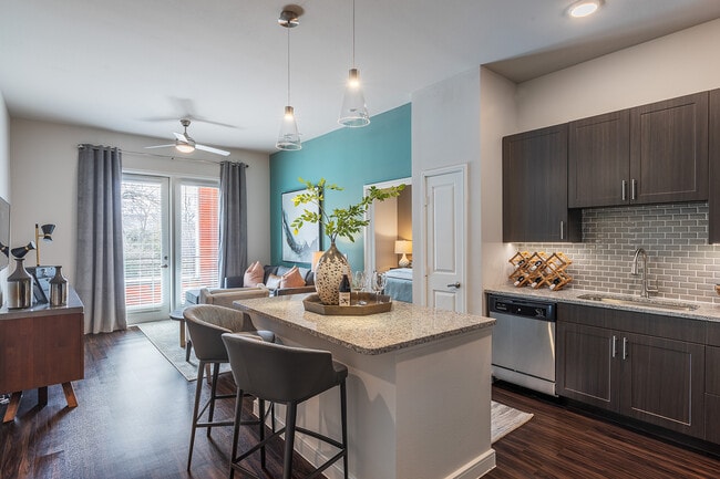 Photo - Vantage at Spring Creek