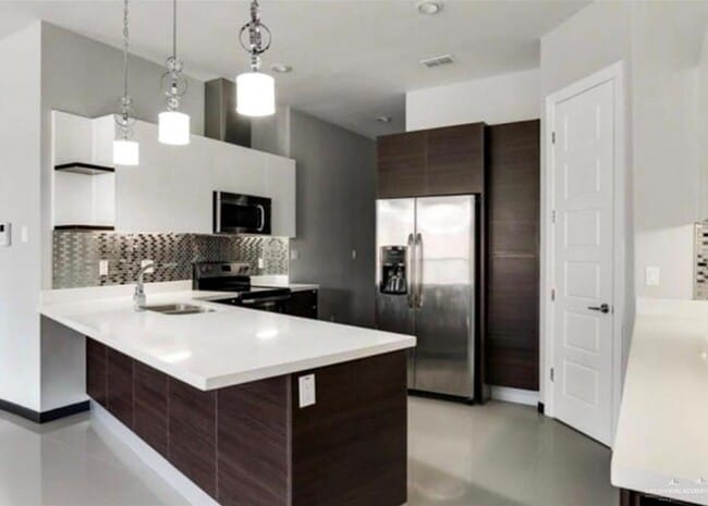 Photo - 25 Balboa Ave