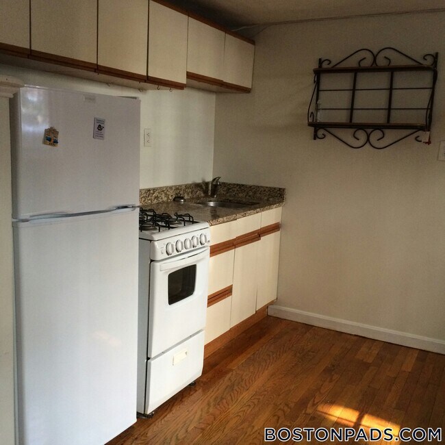 Photo - 107 Gordon St Unidad G2