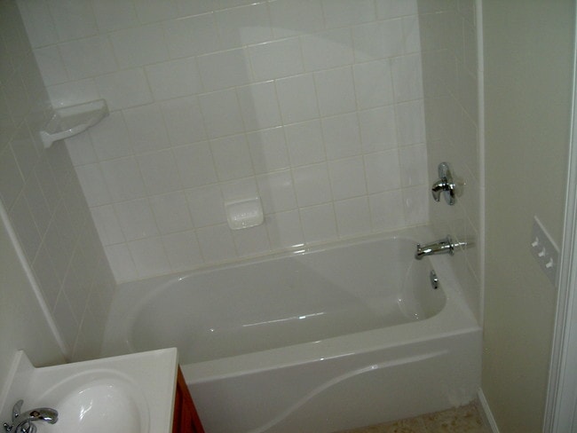 Photo - 406 E 38th St Unit 406 B