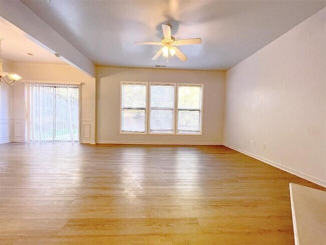 Photo - 2305 Harvest Ridge Cir NE