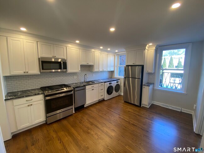 Photo - 63 Warren St