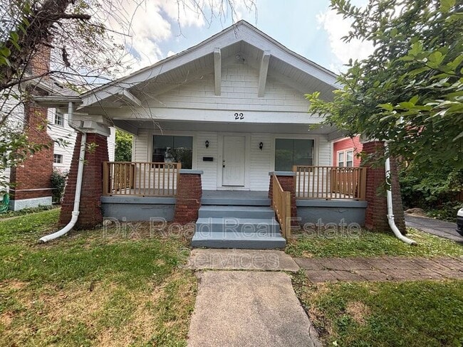 Building Photo - 22 Pinehurst Ave Rental