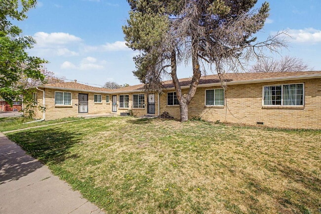 Photo - Lovely Two Bed / One Bath in Platt park for rent