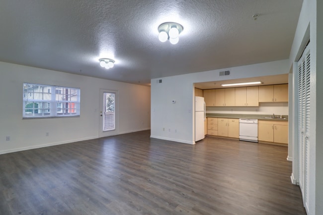Photo - 2675 50th Ave N Unidad 121