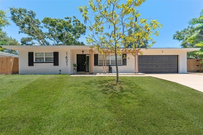 Building Photo - 1431 San Helen Dr Rental