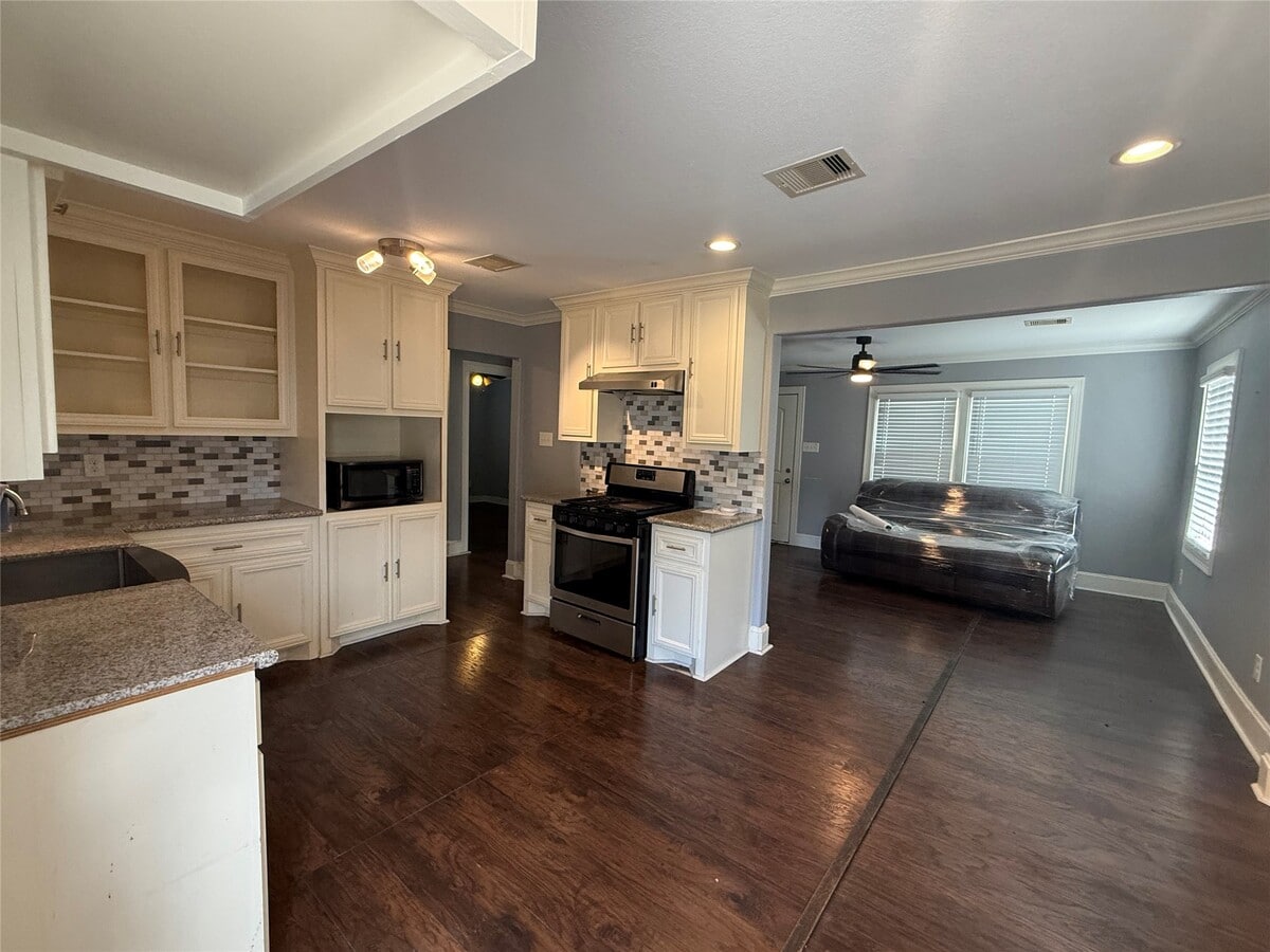 Photo - 1321 Taylor Ave