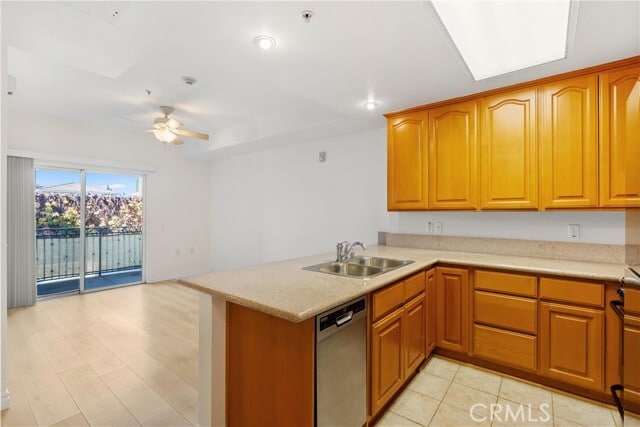 Photo - 17888 Alburtis Ave Unidad A102-2