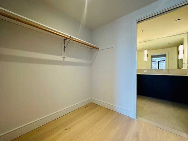 Photo - 1 Nevins Hl Wy Unit 310