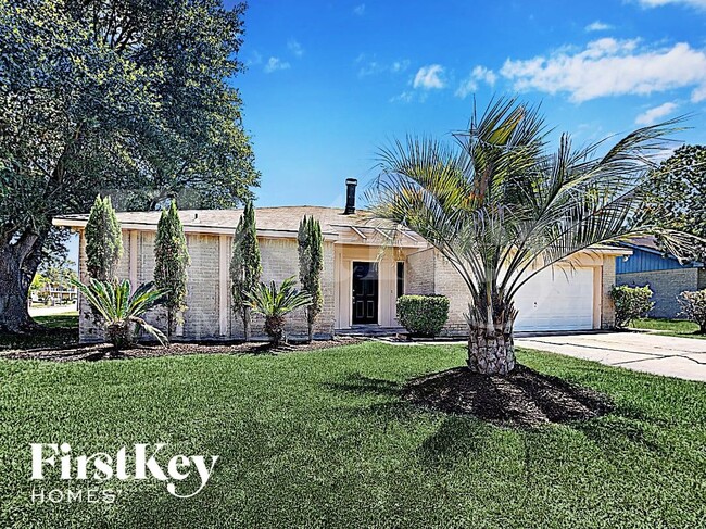 Building Photo - 6803 Stiller Dr