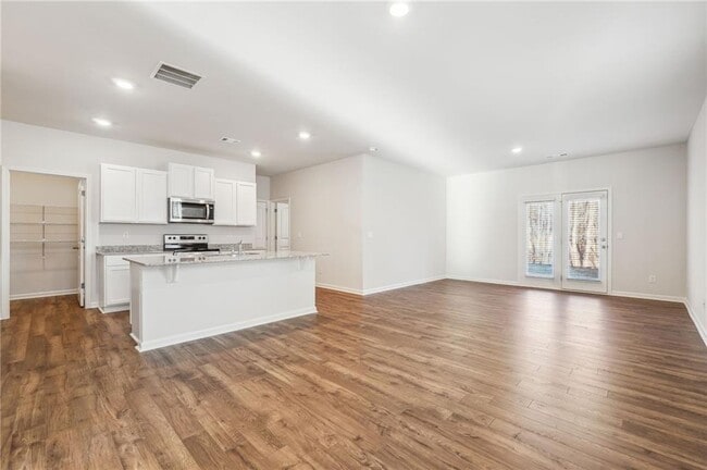 Photo - 207 Whitewood Dr