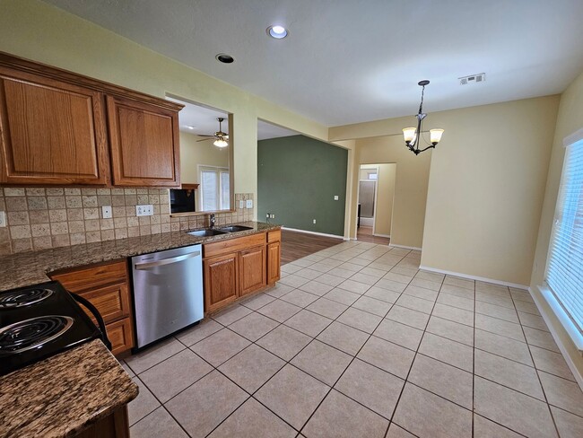 Photo - Moore Rental! Available NOW!