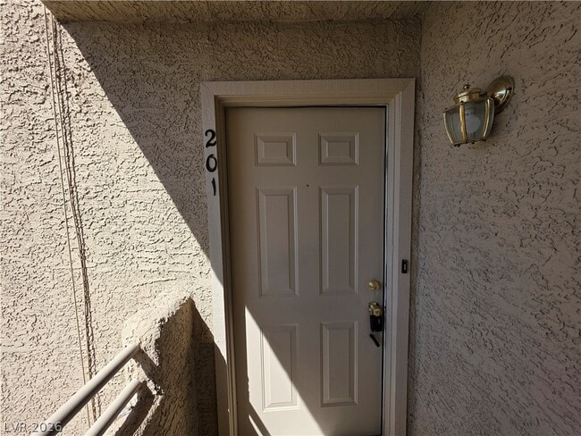 Photo - 2200 Highpointe Dr Unit 201