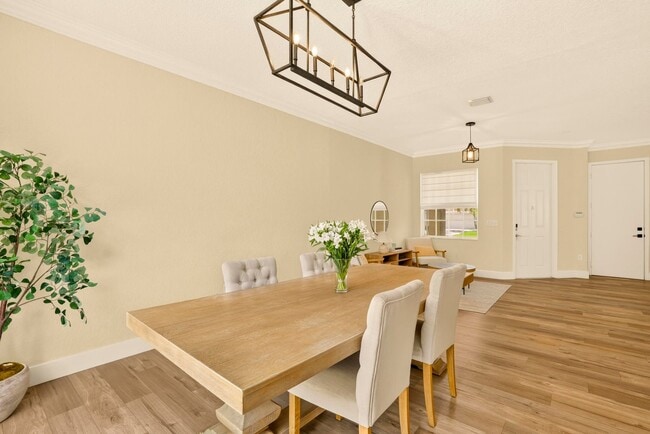 Photo - 7630 Topiary Ave