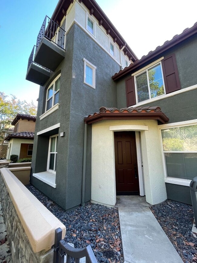 Photo - Beautiful Three Story Townhome In San Elijo Hills
