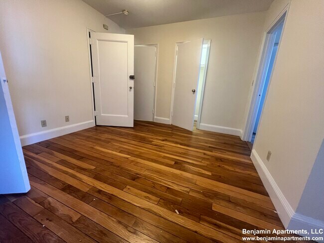 Photo - 512 Belmont St