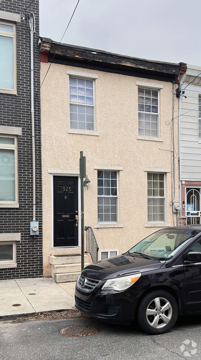 Building Photo - 1525 Montrose St Rental