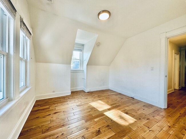 Photo - 66 Trumbull St Unit 66-5