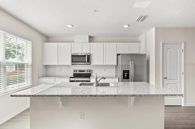 Photo - 2745 Flushing Dr