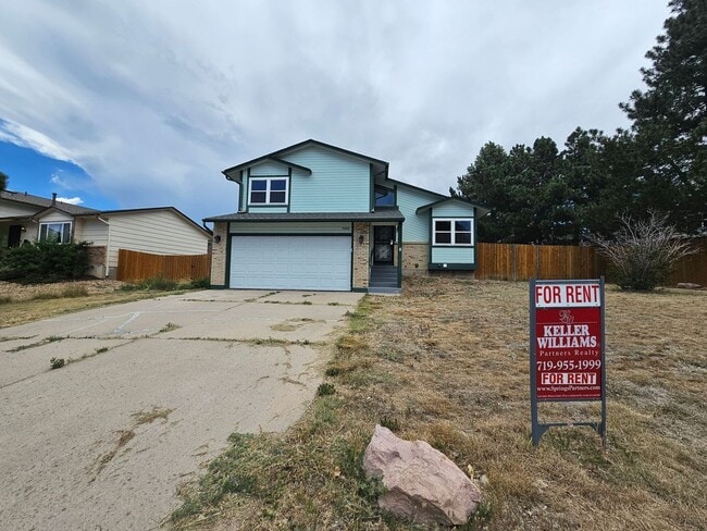 Photo - 4 Bed 3 Bath Home in 80911!