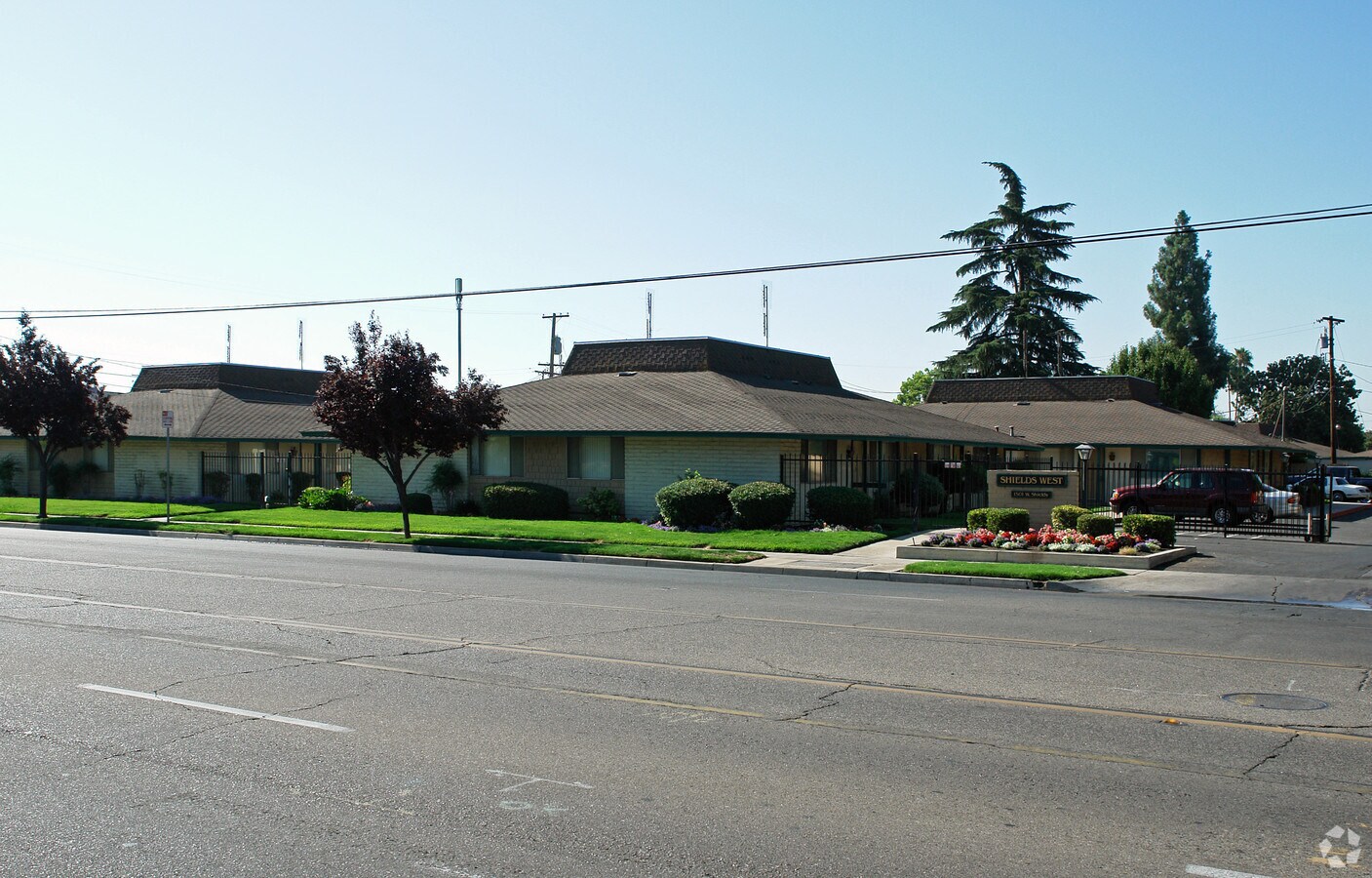 Shields-West Apartments - Shields-West Apartments