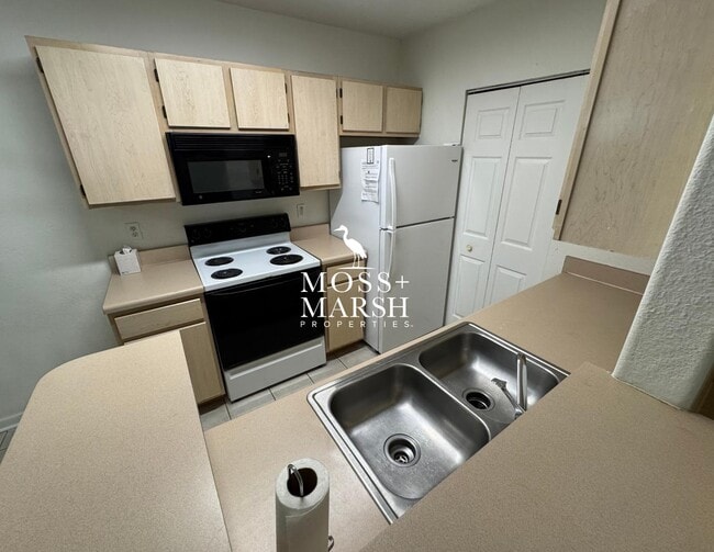 Photo - 897 Fording Island Rd