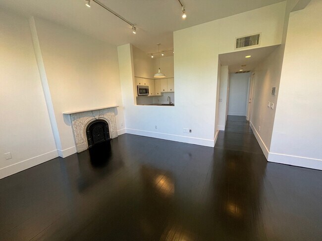 Photo - 254 W Newton St Unidad 3##