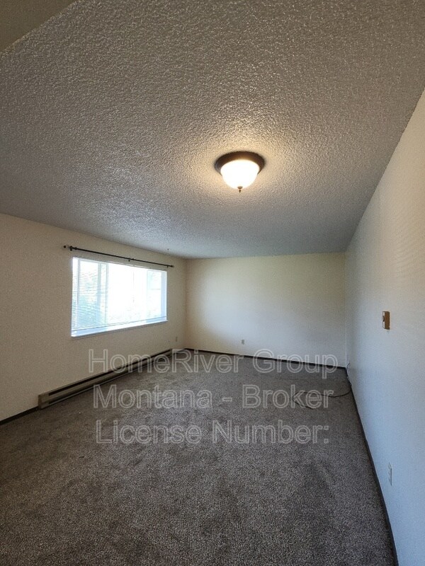 Photo - 2139 S 4th St W