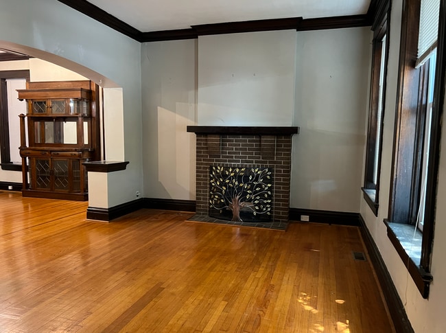 Photo - 3453 Hartford St Unidad 1F Rental