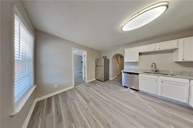 Photo - 1273 Royal Ives Ct SE