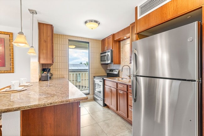 Photo - Lahaina Shores Fully Furnished One Bedroom