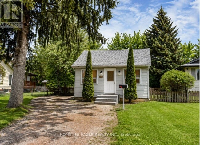 Photo - 142 Riveredge Dr