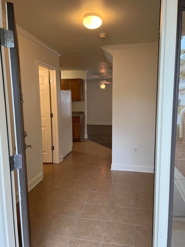 Photo - 502 Wingspan Way