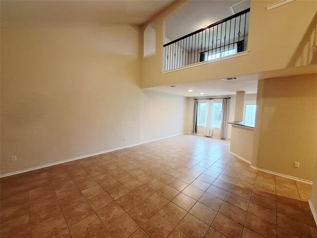 Photo - 220 Westminster Dr
