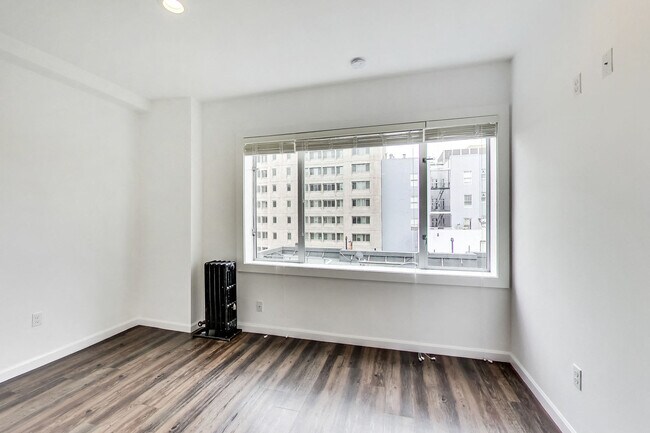 Photo - 781 O'Farrell