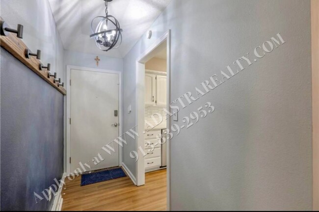 Photo - Beautiful 3 Bed 2.5 Bath Raised Ranch in L...