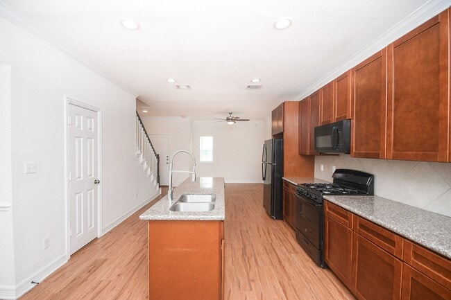 Photo - 2407 Ferguson Way Unit 1