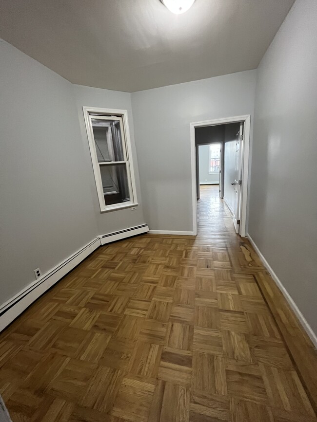 Photo - 708 Broadway Unidad 3R