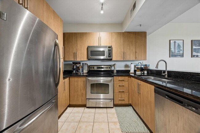 Photo - 54 Rainey St Unit 620