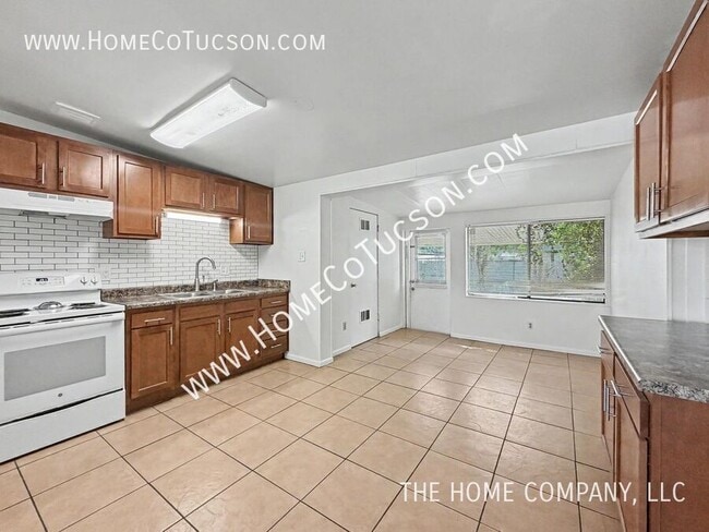 Photo - 4938 S Highland Dr