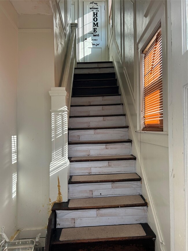 Photo - 139 Derby St